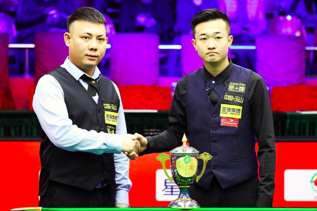 在残酷的比 在残酷的比